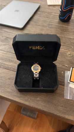 Women’s fendi watch