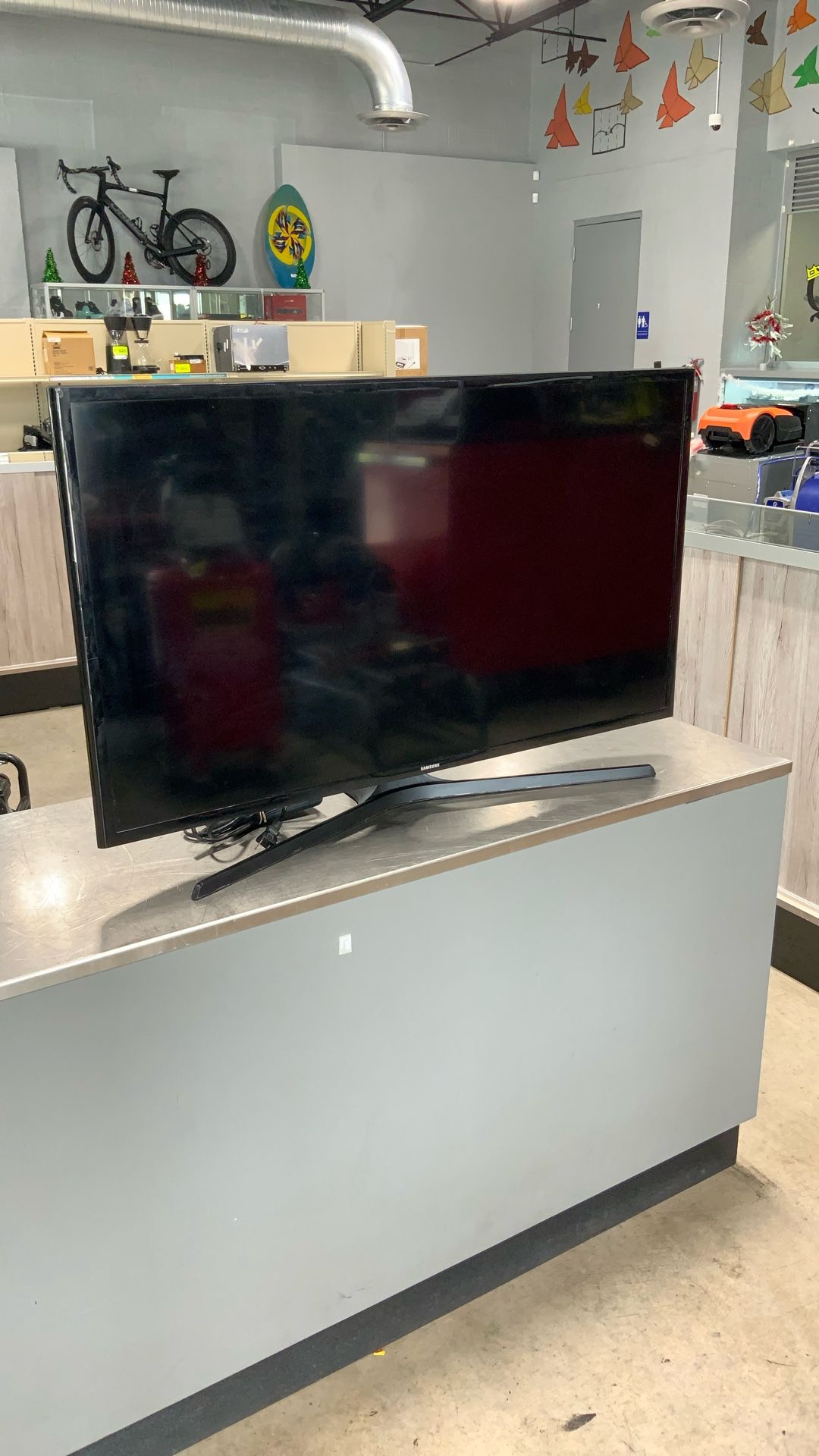 Samsung 40” Smart Tv