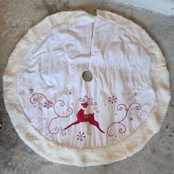 Christmas tree skirt
