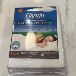 Claritin Mattress Protector  Full Size. $25