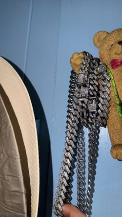 (Fake) diamond chains/bracelts