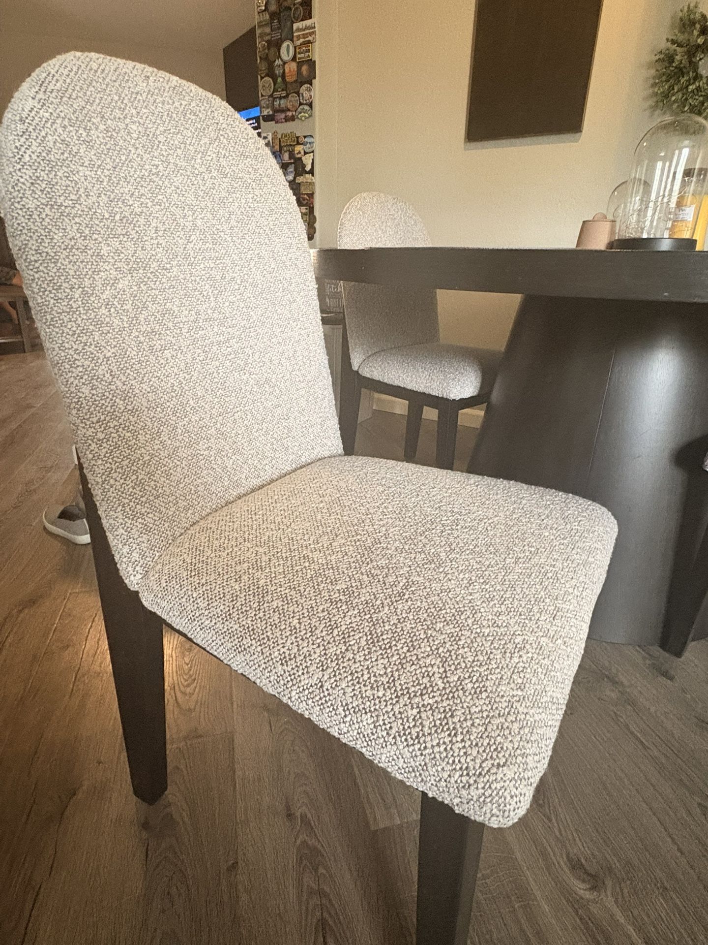 AFW Round Dining Table And Chairs