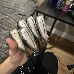 Taylor made Sim Max Irons, Blue, Regular Shaft