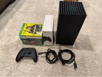 Xbox Series X Bundle - 2 controllers, 8 games vs