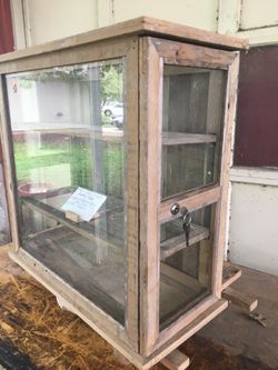 New Handcrafted Rustic Display Cabinet.    South Austin.    $145 Cash Firm.
