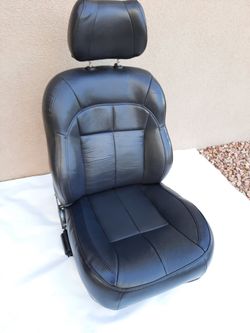 Jeep grand cherokee WJ passenger front right leather seat 1999, 2000, 2001, 2002, 2003, 2004 99-04