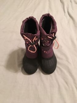 Girls snow boots