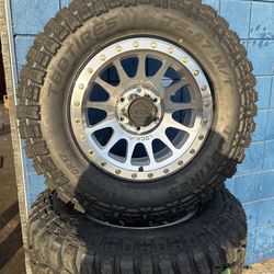 17” LOCKS OFF-ROAD 6x139.7 TIRES 285/70R17 TBB TIRES 