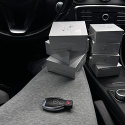 Airpod Pros 2nd Gen brand new with receipts 