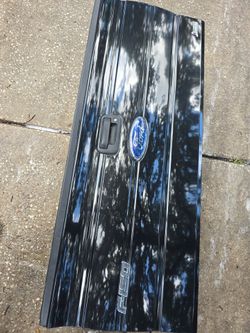F150 Tailgate Black Like new fits 2009 thru 2014