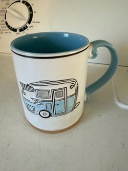 Retro camper coffee mug