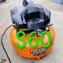 Ridgid 6Gal. 150 PSI  Oil-Free Jobsite Compressor 