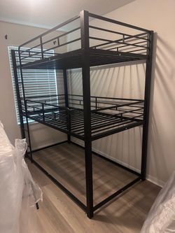 Free Triple Bunk