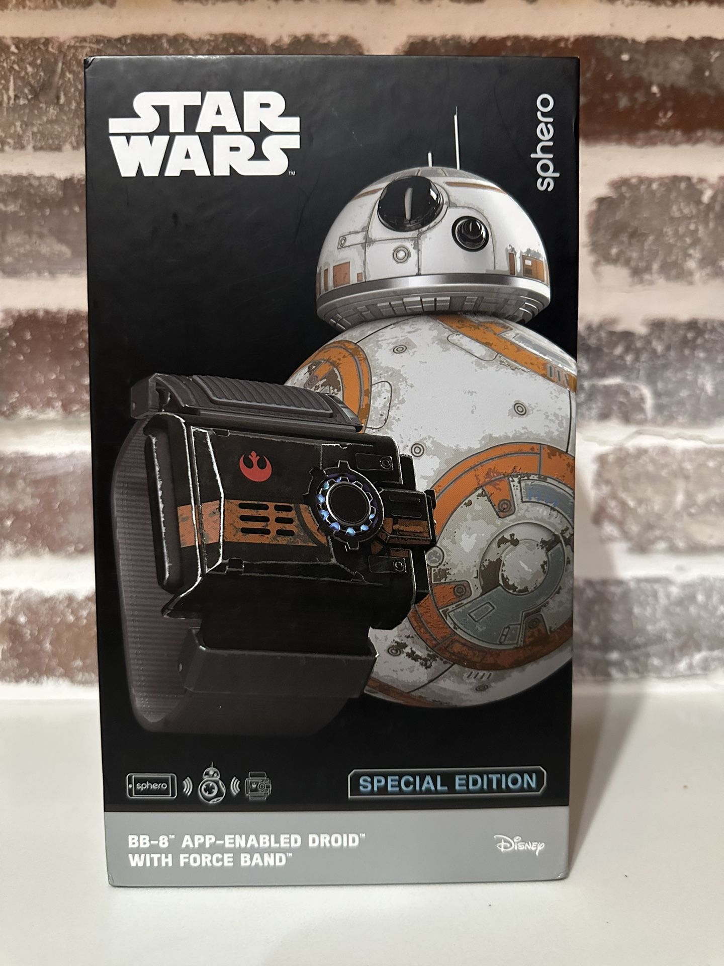 Sphero Star Wars Special Edition BB-8 Battle Worn Droid w/ Force Band