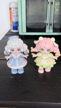 Cute Anime Figurines - Set of 2