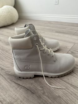 Timberland limited Release White/light Grey Blue Size 6