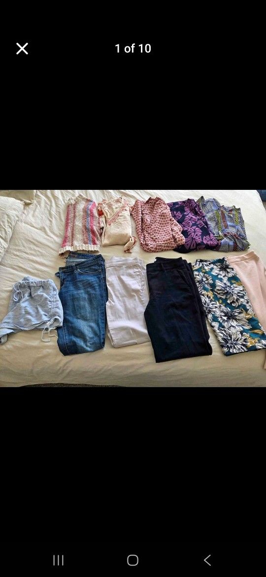 $30 or best offer!!! Huge Fall clean out deal! Womens clothes bundle 14 items in great condition!!