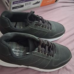 Weatherproof  men's shoes size 8