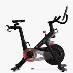 Peloton Bike—1 Yr Old Excellent Condition