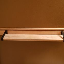 Rustic Towel Holder And Shelf Set