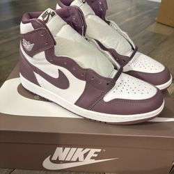 Nike Jordan 1 Mauve
