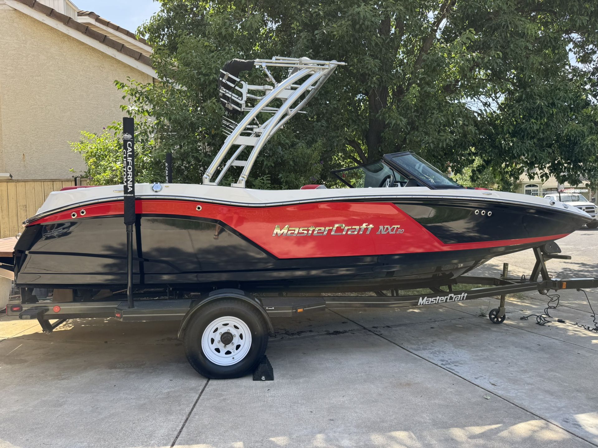 2017 MasterCraft NXT 20