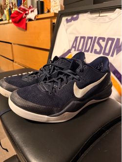Kobe 8 protro “college navy” size 10