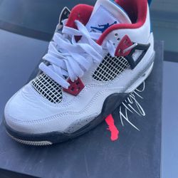 Jordan Retro 4 