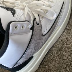 Air Jordan 2’s