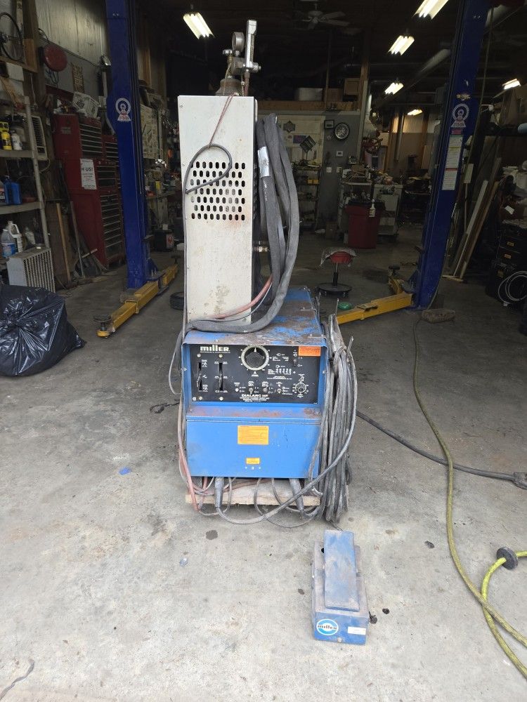 Miller Dialarc HF welder w/ Tweco Liquid Cool TIG torch