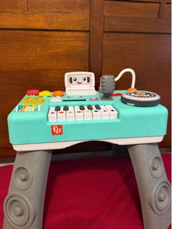 Baby DJ Table