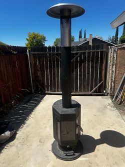 Wood pellet heater