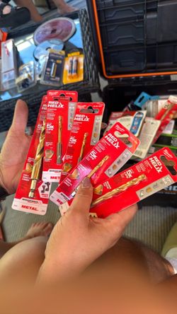 Milwaukee Red Helix Titanium Drill Bits multiple sizes 5 different ones