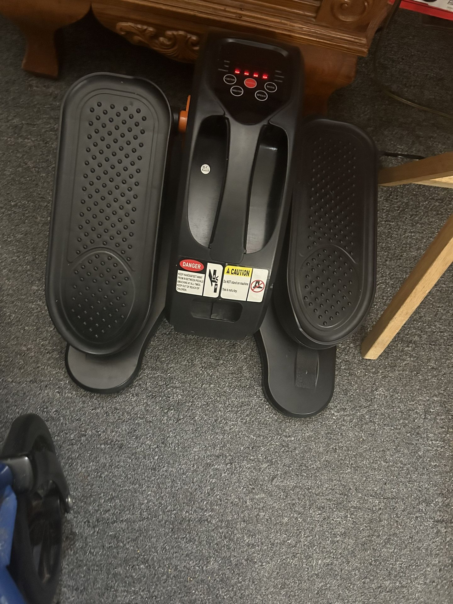 Elipitacle Leg Exerciserwith Remote 