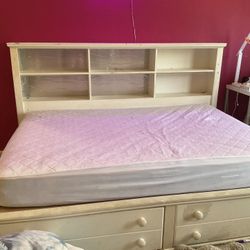 Ashley Furniture Bed And Dresser Combo