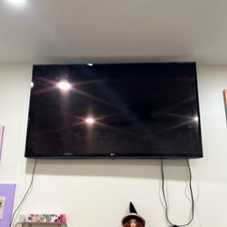 Big 48 Inch Tv  With Fire Stick Tv And Remote
