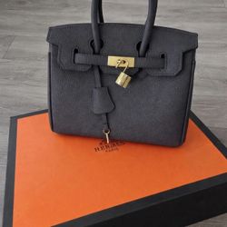 Hermes Grey Mini Purse Women’s. Box & Accessories