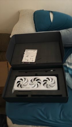AX Gaming RTX 5090 D v2 X3W OC (WITH BENT POWER PIN)