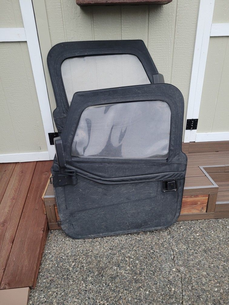 Jeep Wrangler TJ doors.