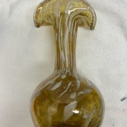 Gold And White Hand Blown Art Glass Fluted Top 7" Vase, yellow gold and white with air bubbles
