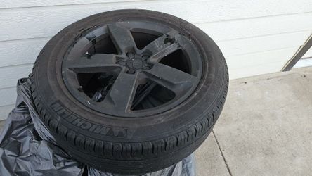 Audi OEM Q5 19" Wheels 