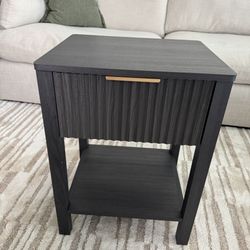 Modern Fluted Nightstand / End Table – Excellent Condition
