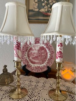 2 Brass Accent Lamps & Toile Transferware Plate