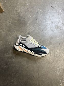 Yeezy 700 Wave Runner