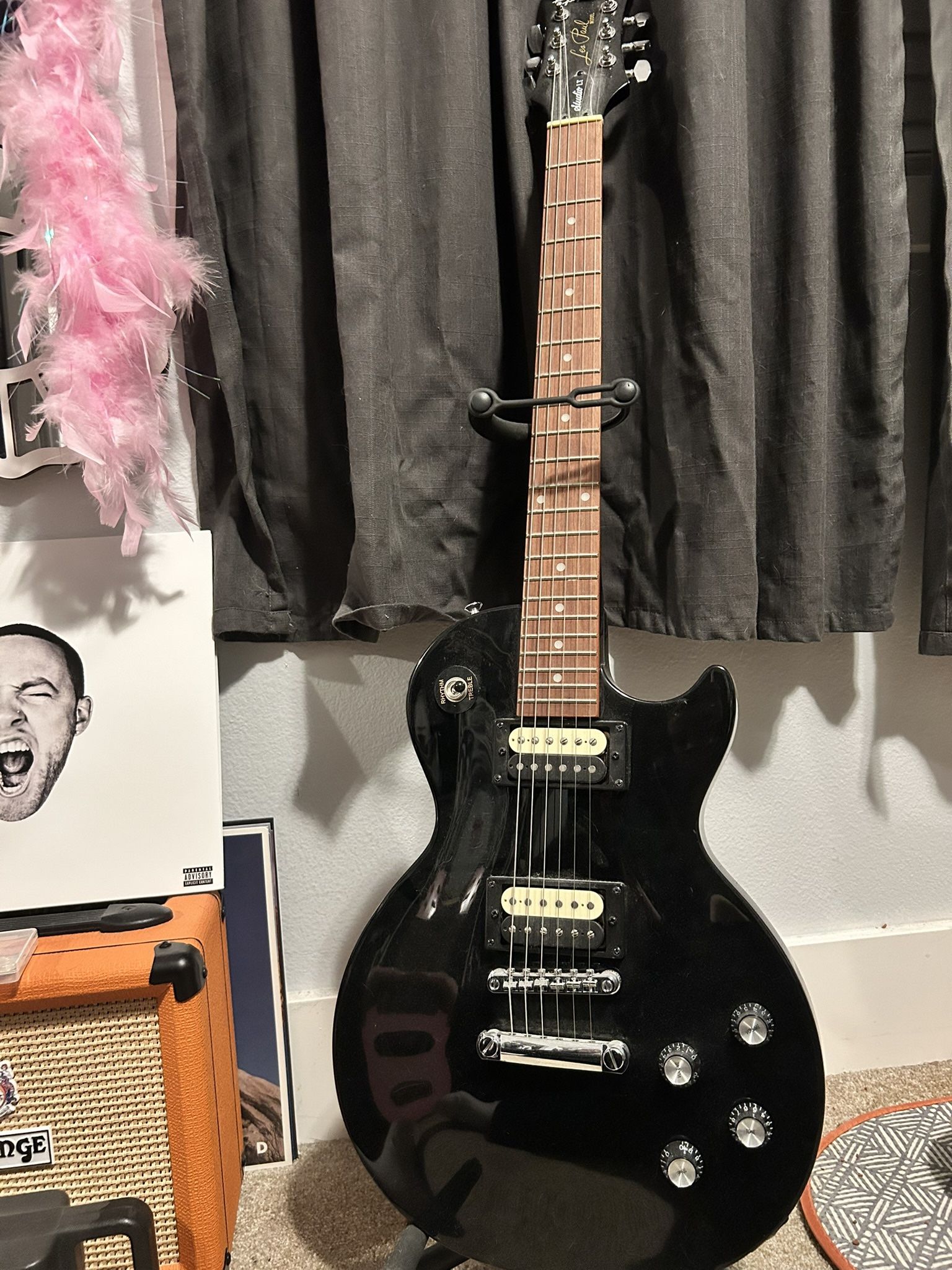 les paul epiphone guitar