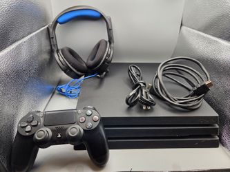 Sony PlayStation 4 Pro Console Bundle