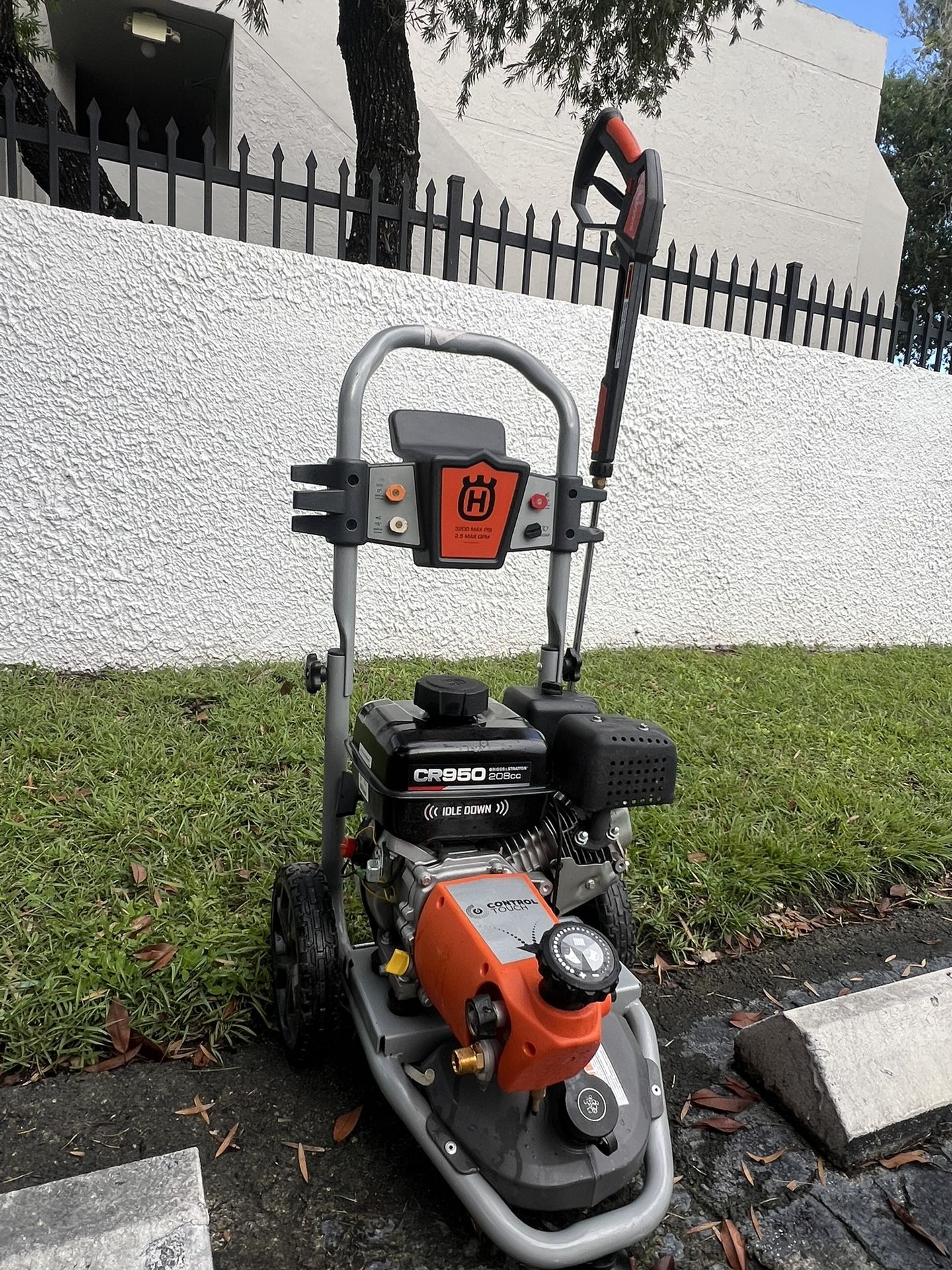 Pressure cleaner 3200 psi gas