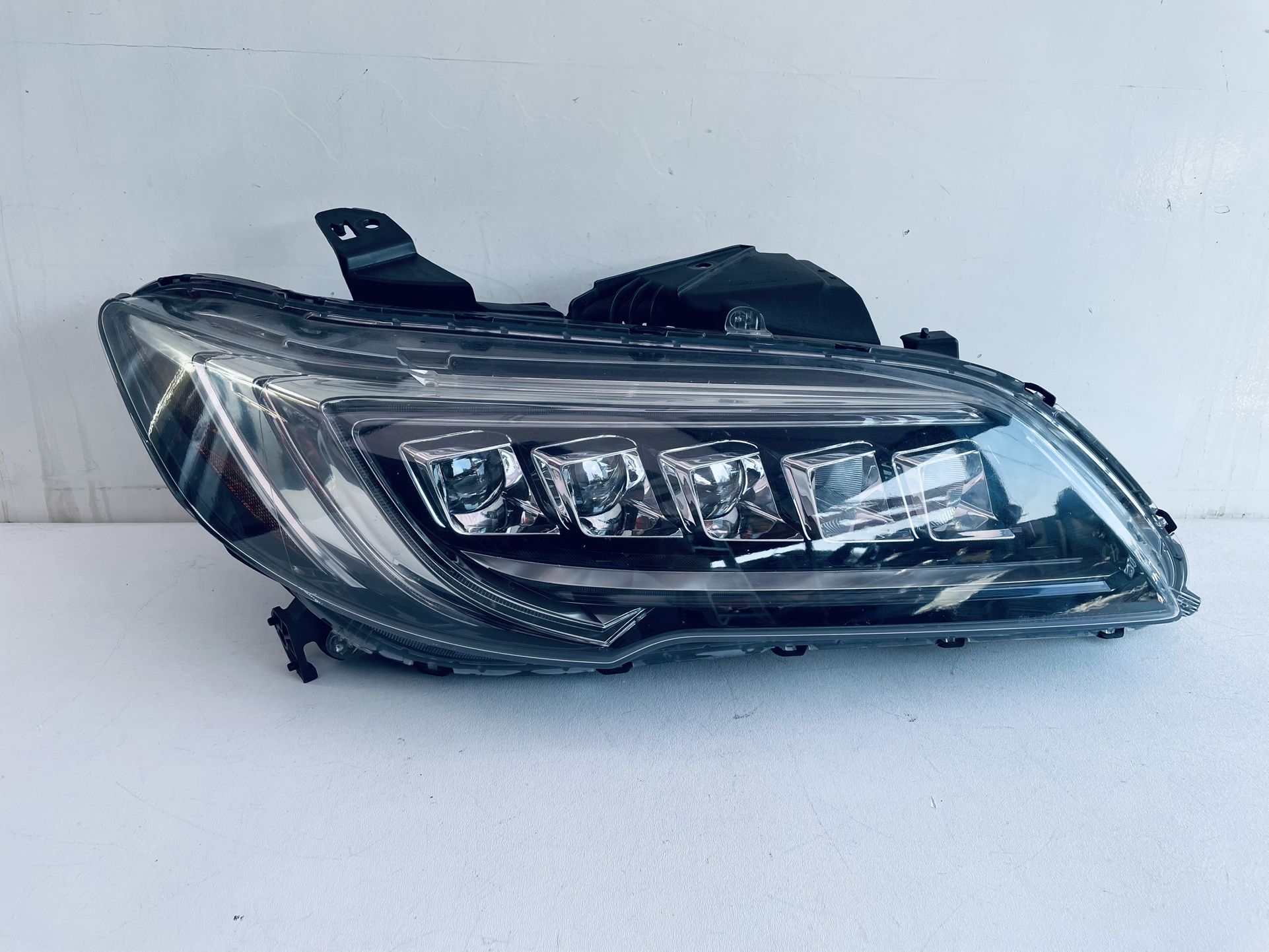 2016-2018 ACURA RDX LEFT DRIVER SIDE HEADLIGHT FULL LED OEM