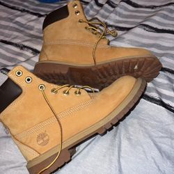 Timberlans Womens Boots Size 5-6