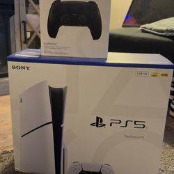 Ps5 slim disk (unopened box) w/extra controller